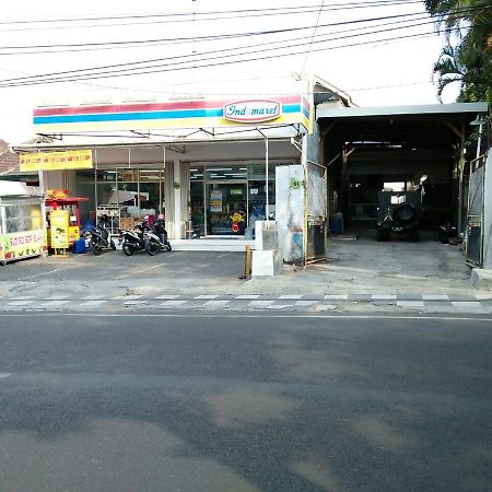 Omah Etan Batu Hostel Batu  Luaran gambar